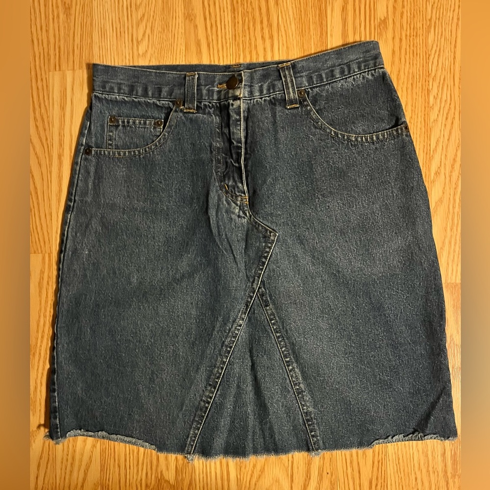 Vintage Bill Blass Denim Skirt Modest Blue Mom Jeans 100% Cotton Raw Hem 8P